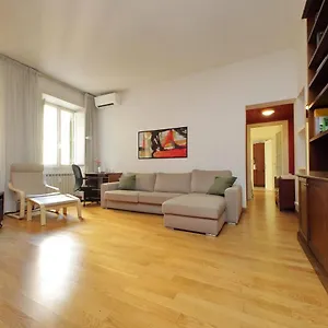 clodio-modern-apartment.it-romehotels.com/